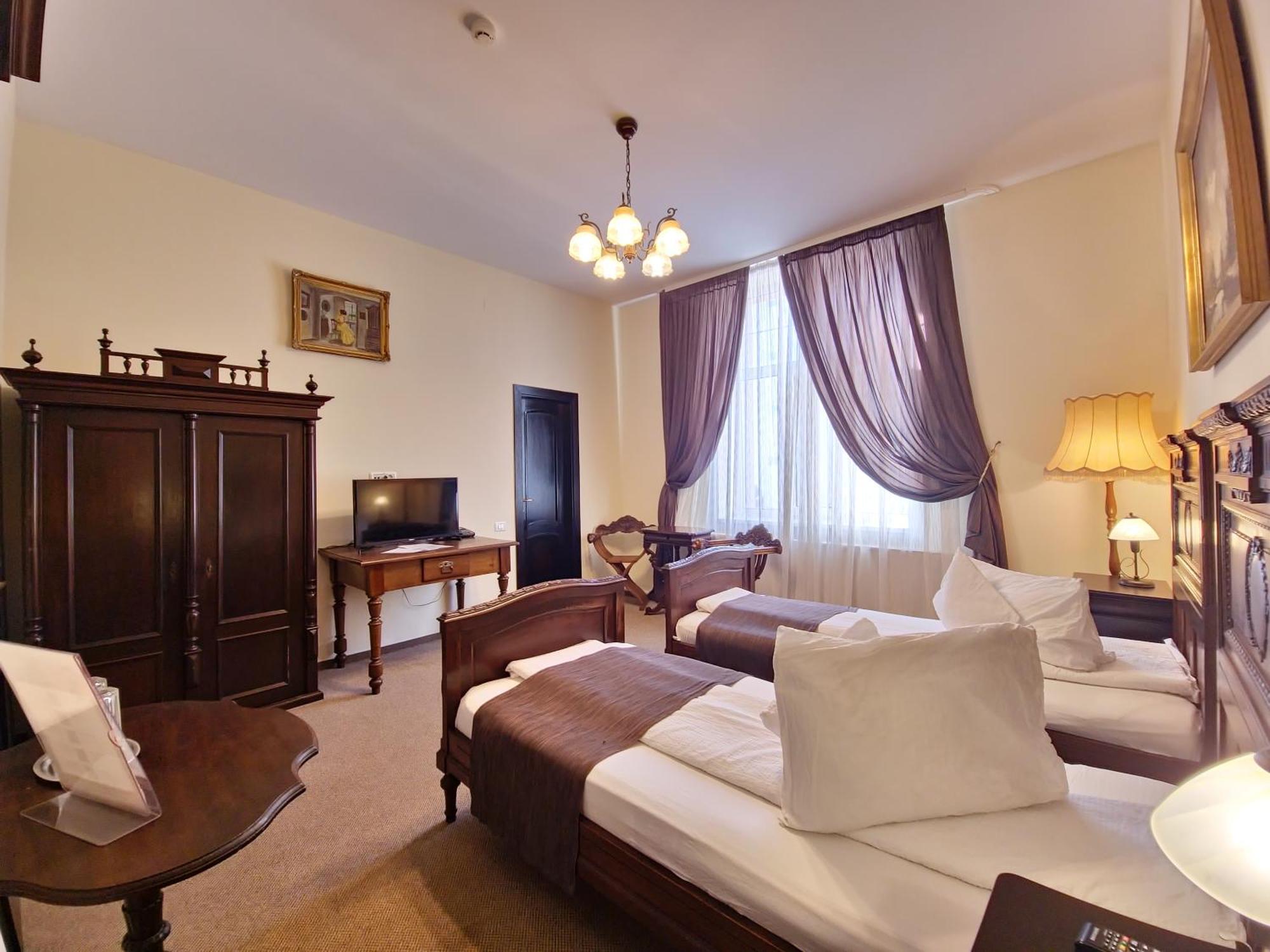 Residence Ambient Брашов Екстериор снимка