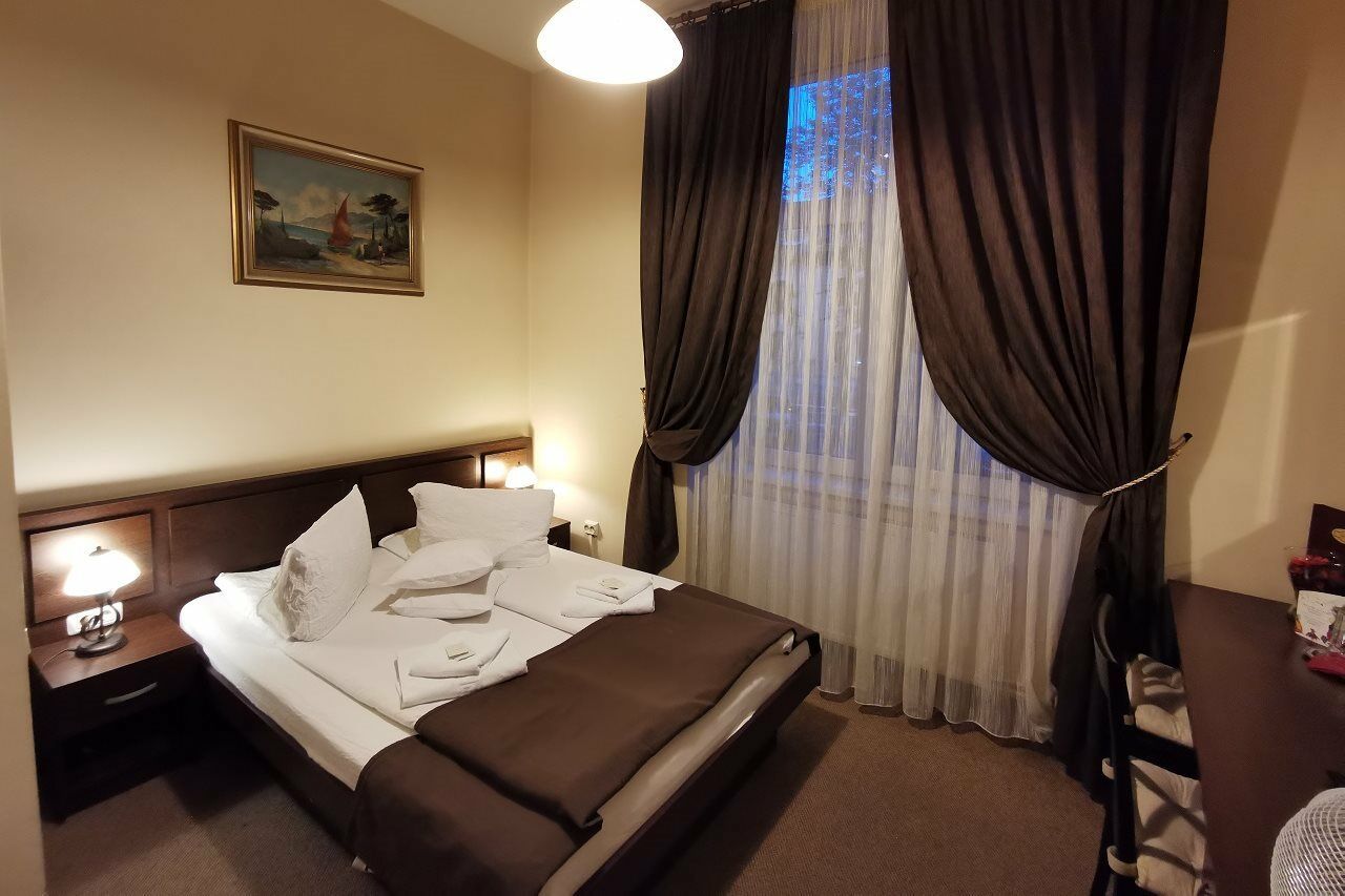 Residence Ambient Брашов Екстериор снимка
